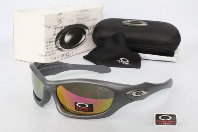 Oakley Boutique Sunglasses 100